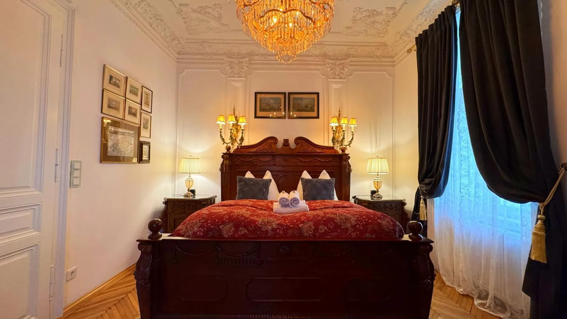 7Th Heaven Vienna Center Apartments