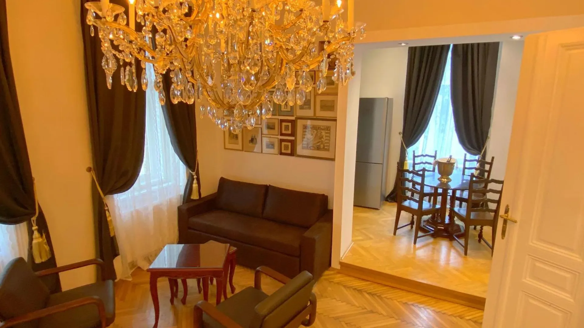 7Th Heaven Vienna Center Apartments 0*,