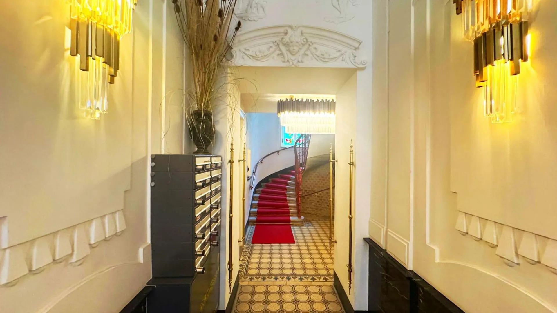 7Th Heaven Vienna Center Apartments