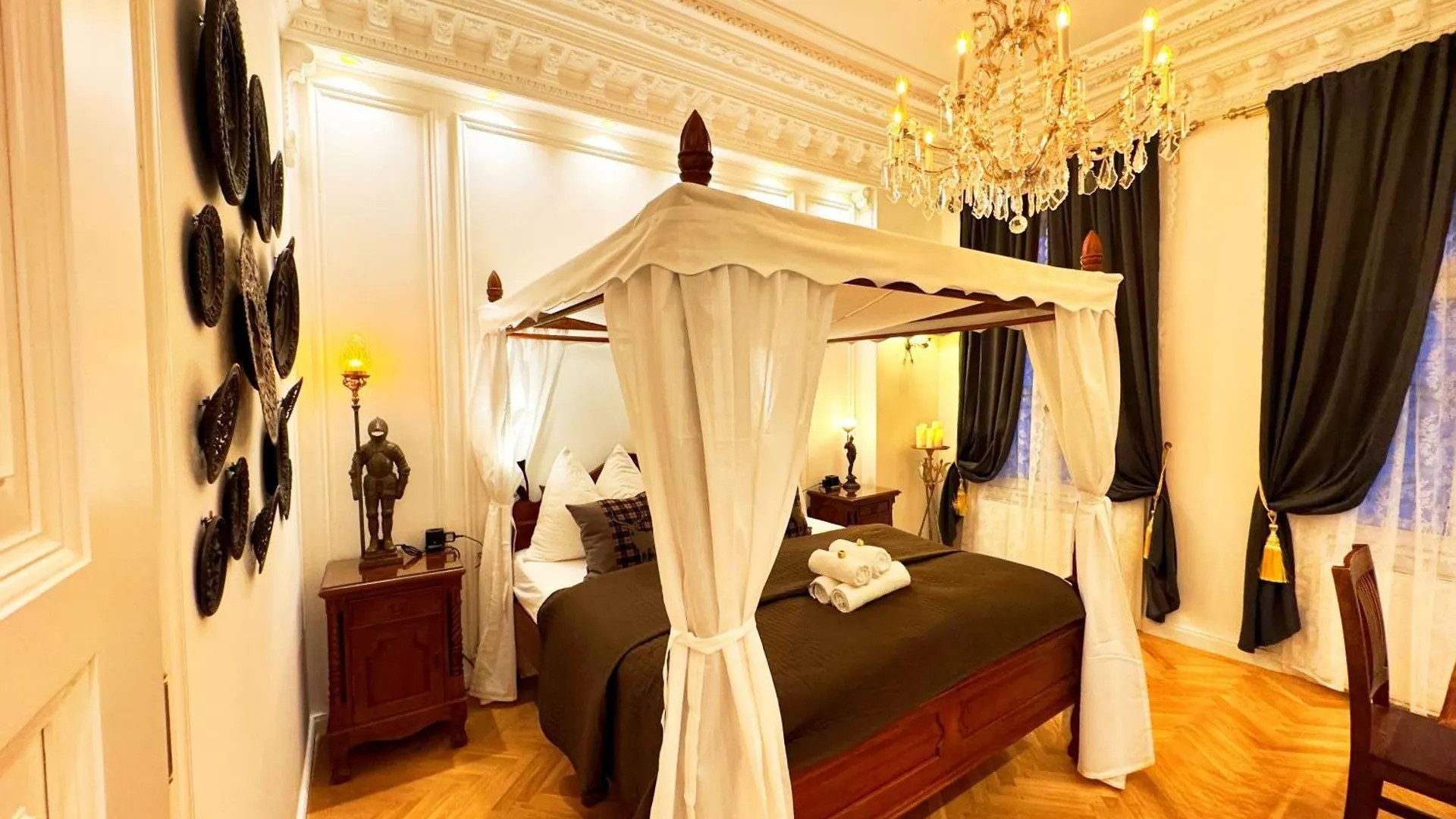 7Th Heaven Vienna Center Apartments