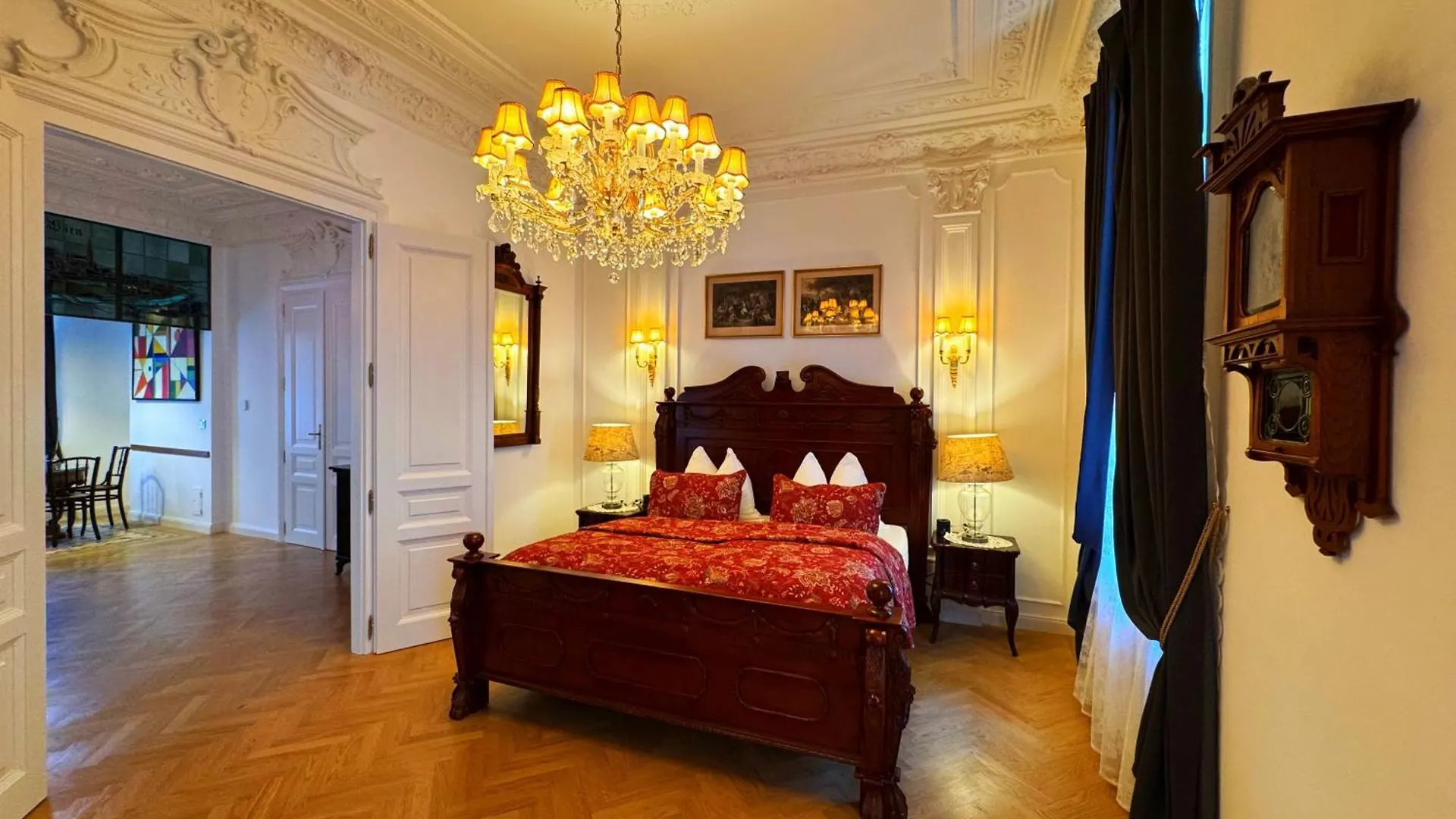 7Th Heaven Vienna Center Apartments