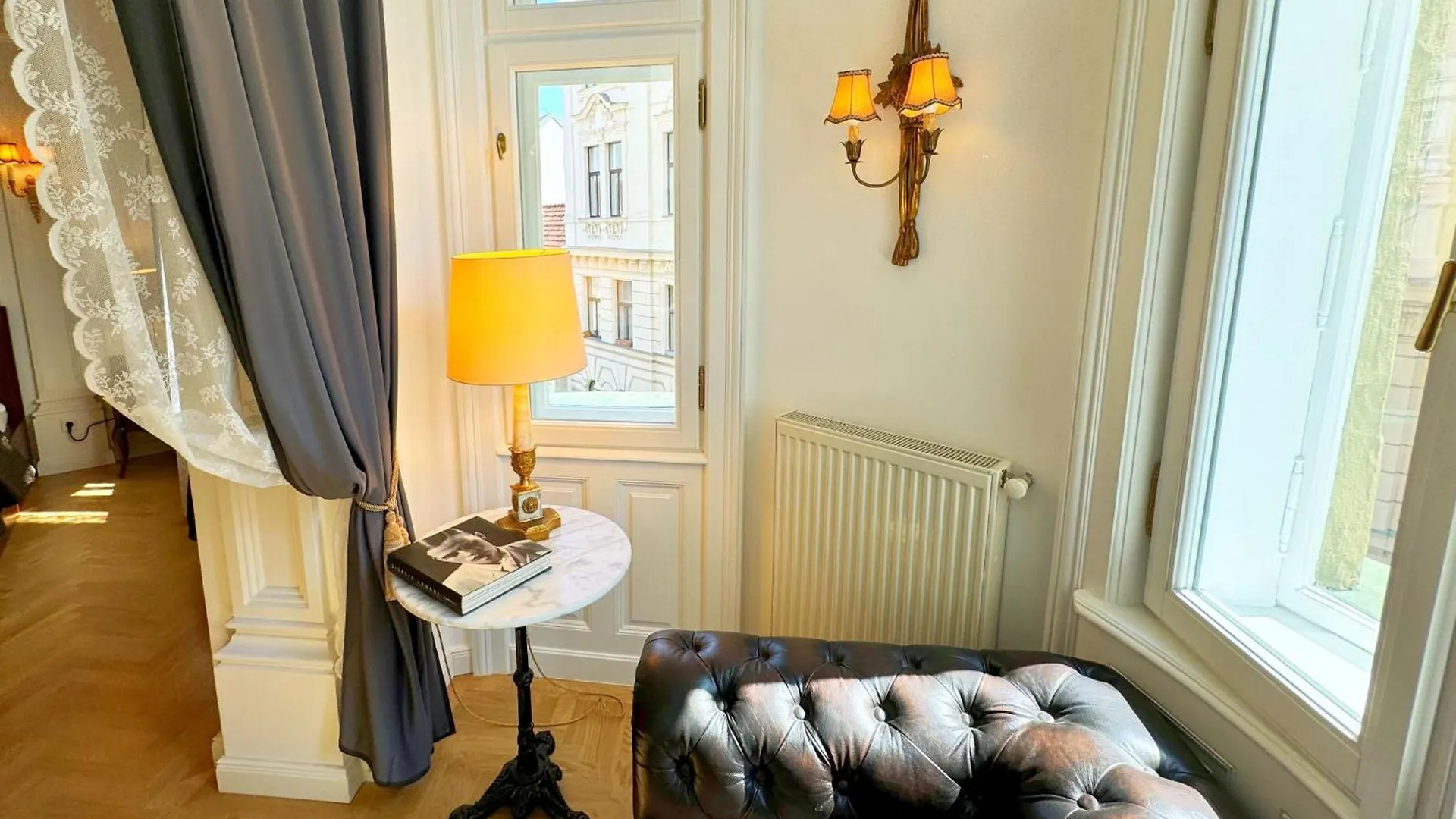 7Th Heaven Vienna Center Apartments Austria