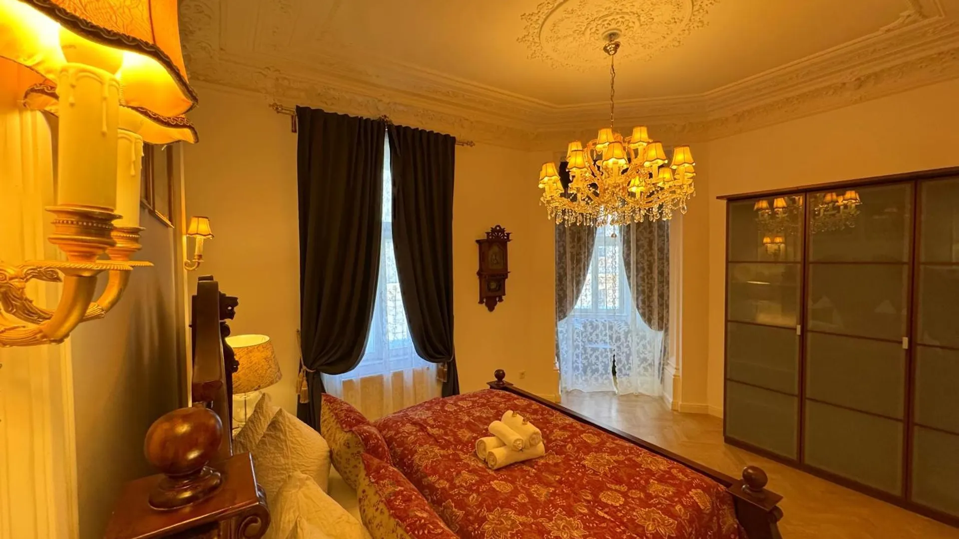7Th Heaven Vienna Center Apartments