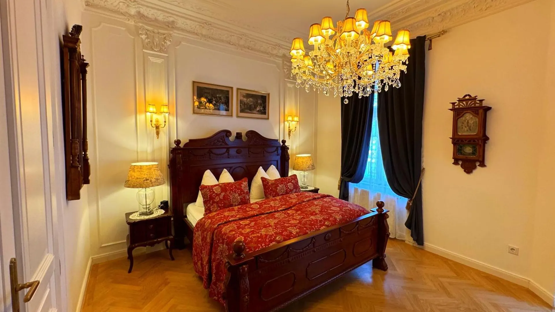 7Th Heaven Vienna Center Apartments