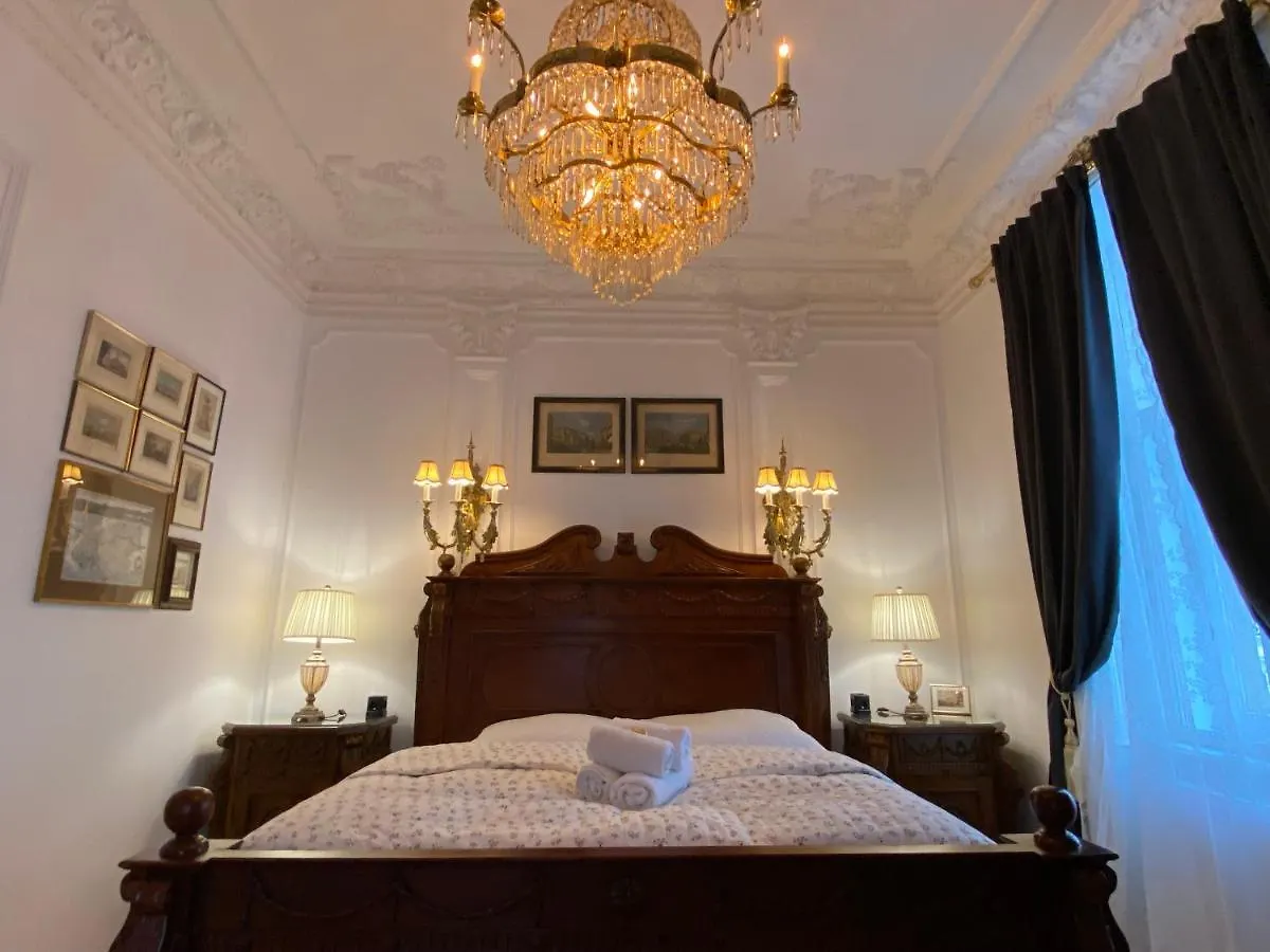 7Th Heaven Vienna Center Apartments