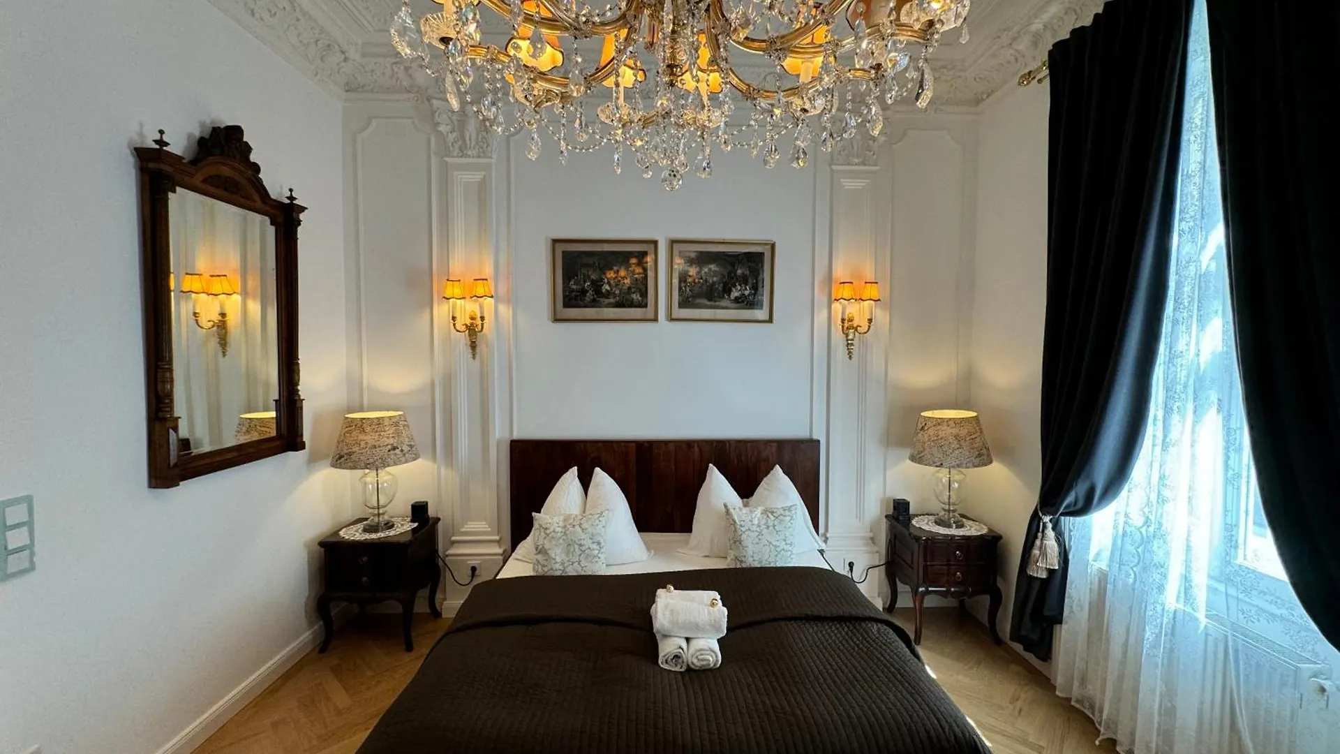 7Th Heaven Vienna Center Apartments